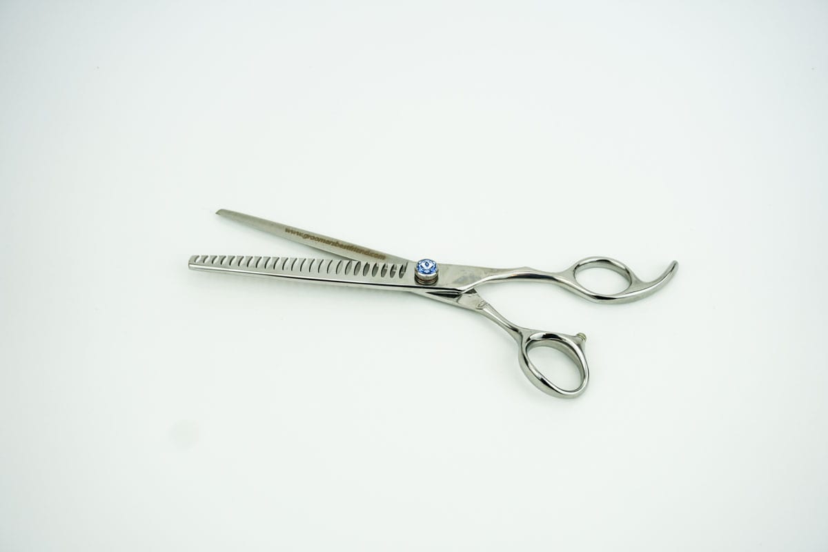 Pro Pack Series Shear Kit Includes Thinner, Chunker, Straight & Curved 8"